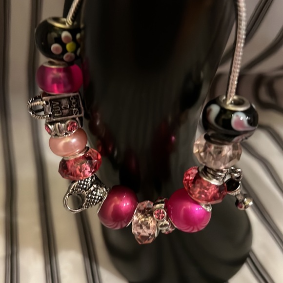 ** 3/$21 **  Mix Match Shop till You Drop Handmade Bracelet - Picture 3 of 6